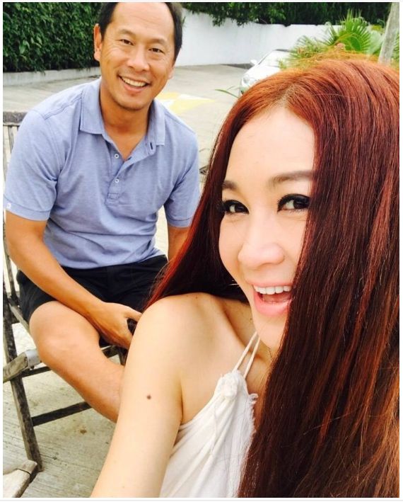 kaiyun网页版被老头娶回家的4位女星个个都是绝世美人却鲜花插在牛粪上!(图45)