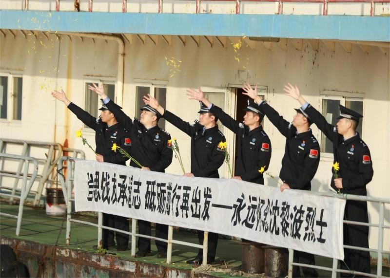 一束鲜花祭战友(图2)