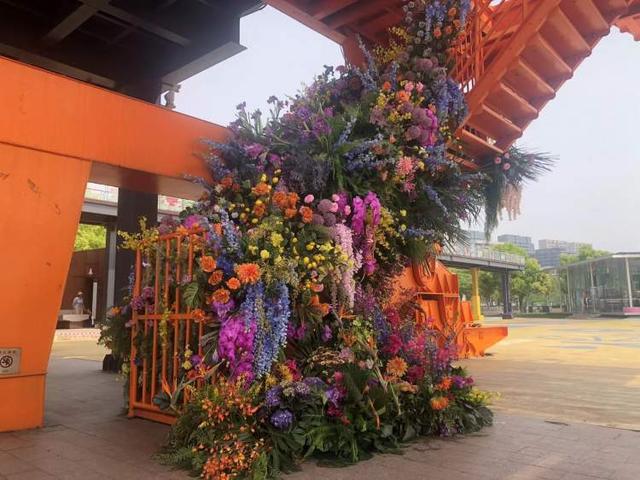 上海首个冷温室、1500米滨江花路、“鲜花巴士”……全城上新的这些花艺网红打卡点别错过(图10)