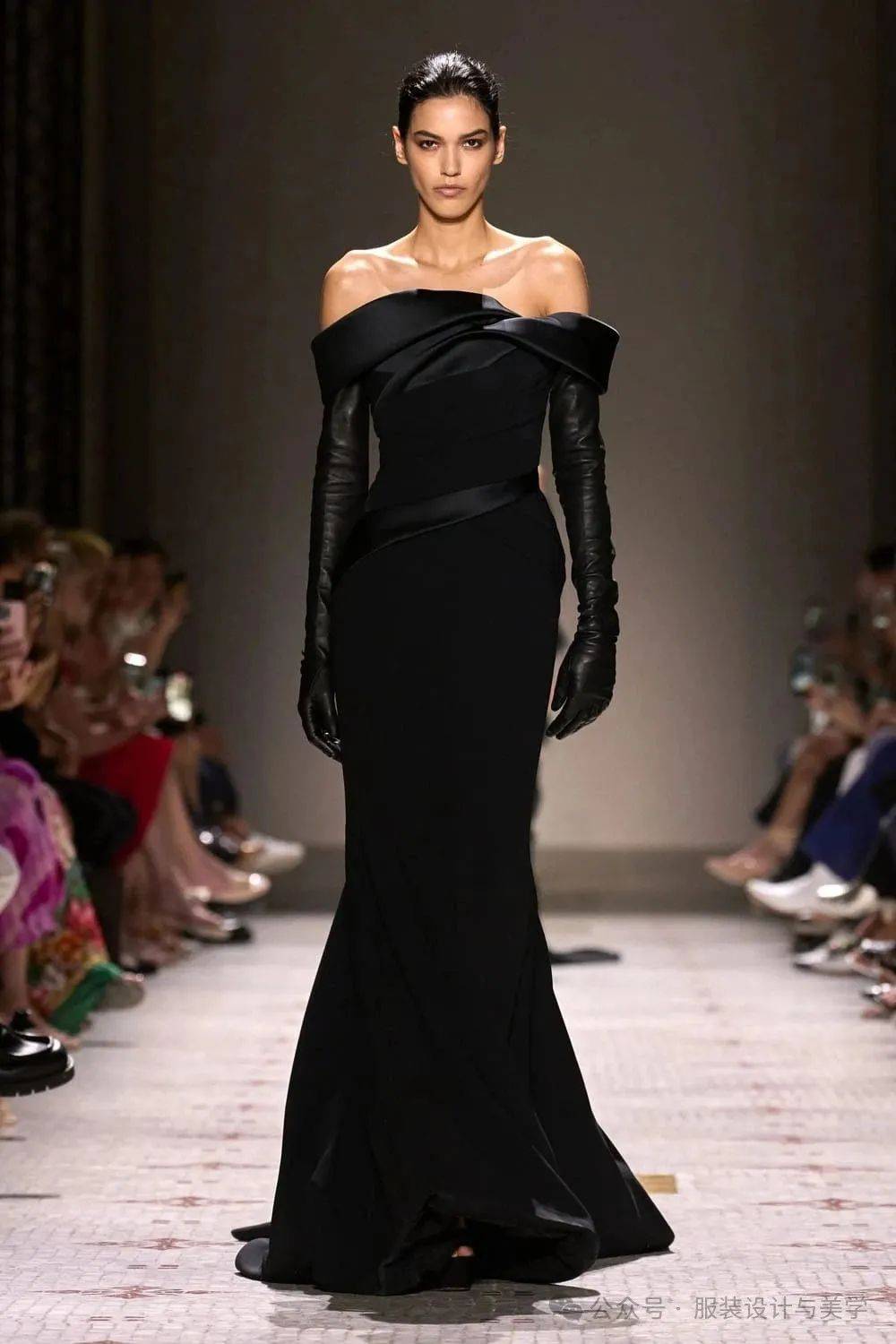 巴黎高定时装周ElieSaab2024秋冬高定系列(图1)