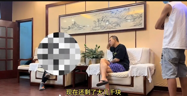宝妈为孩子办葬礼遇13800元天价鲜花套餐被气哭(图12)
