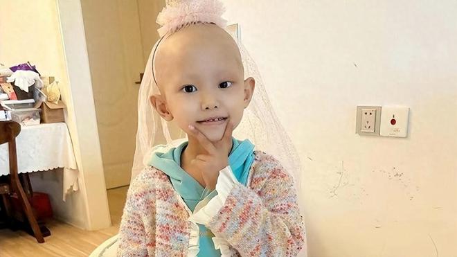 死不起山东4岁小孩去世殡仪馆20盆鲜花收138万母亲又哭晕(图1)
