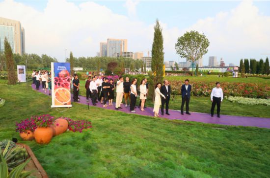 青怡坊国际花卉园艺展暨中法文化月正式启幕(图1)