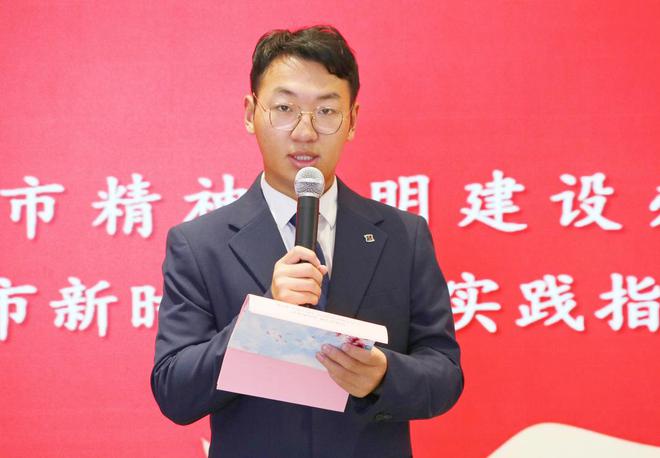 鲜花送文明新风传万家——肥城开展深化移风易俗文明之星学习宣传活动(图3)