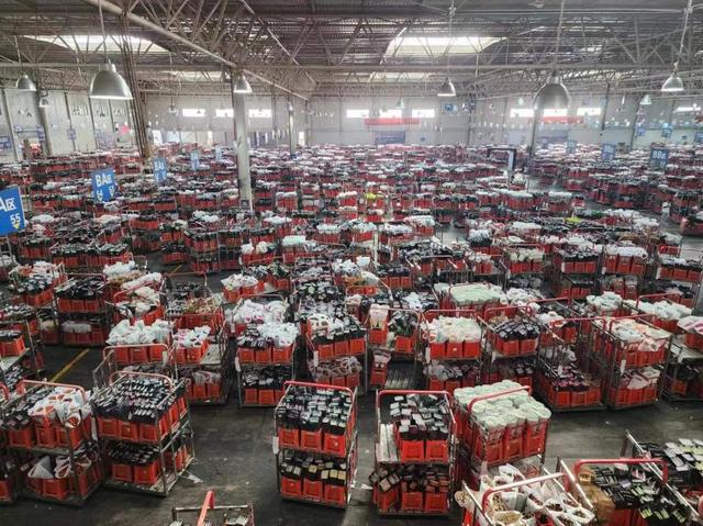 一年售出135亿枝鲜切花云南昆明花卉产业链带动百万人就业(图3)