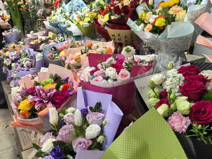 三八妇女节济南花卉市场迎来消费热潮_今日头条_大众网(图3)