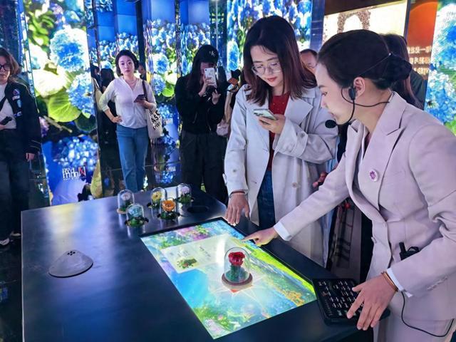 中国斗南花卉展览馆：科技赋能“亚洲花都”四十年蝶变(图1)