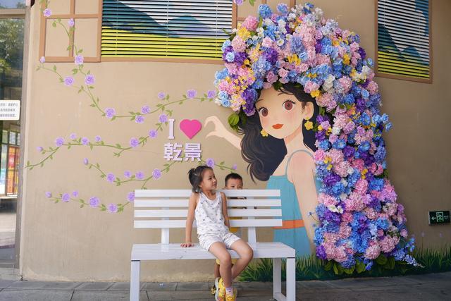 文明旅游桂林街头“花景”浪漫极了(图3)