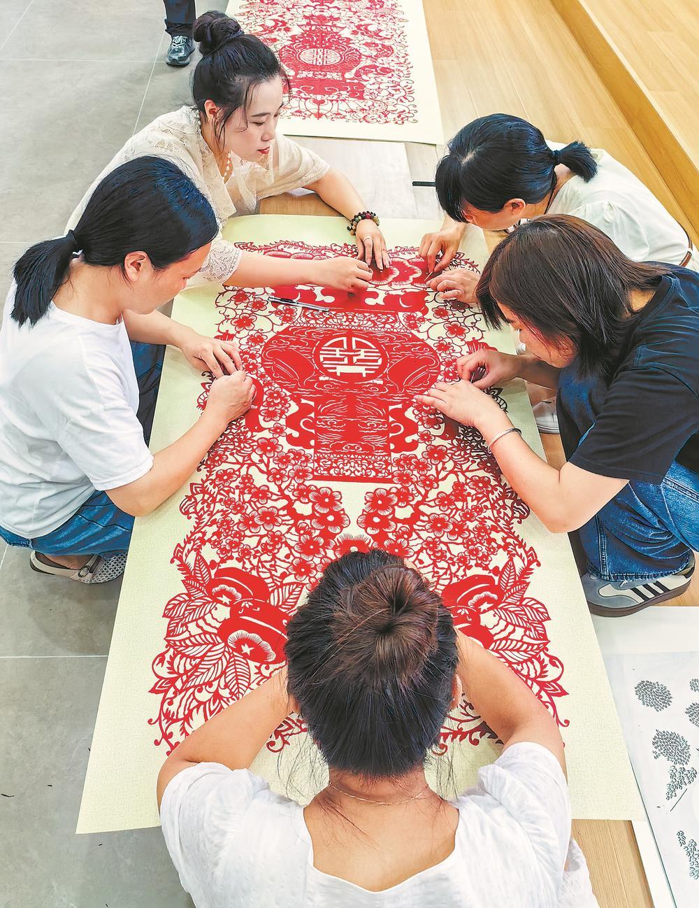 宁德柘荣:纸上生花剪出千年风华(图3)