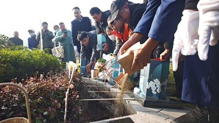 璧山举办节地生态公益安葬活动(图1)