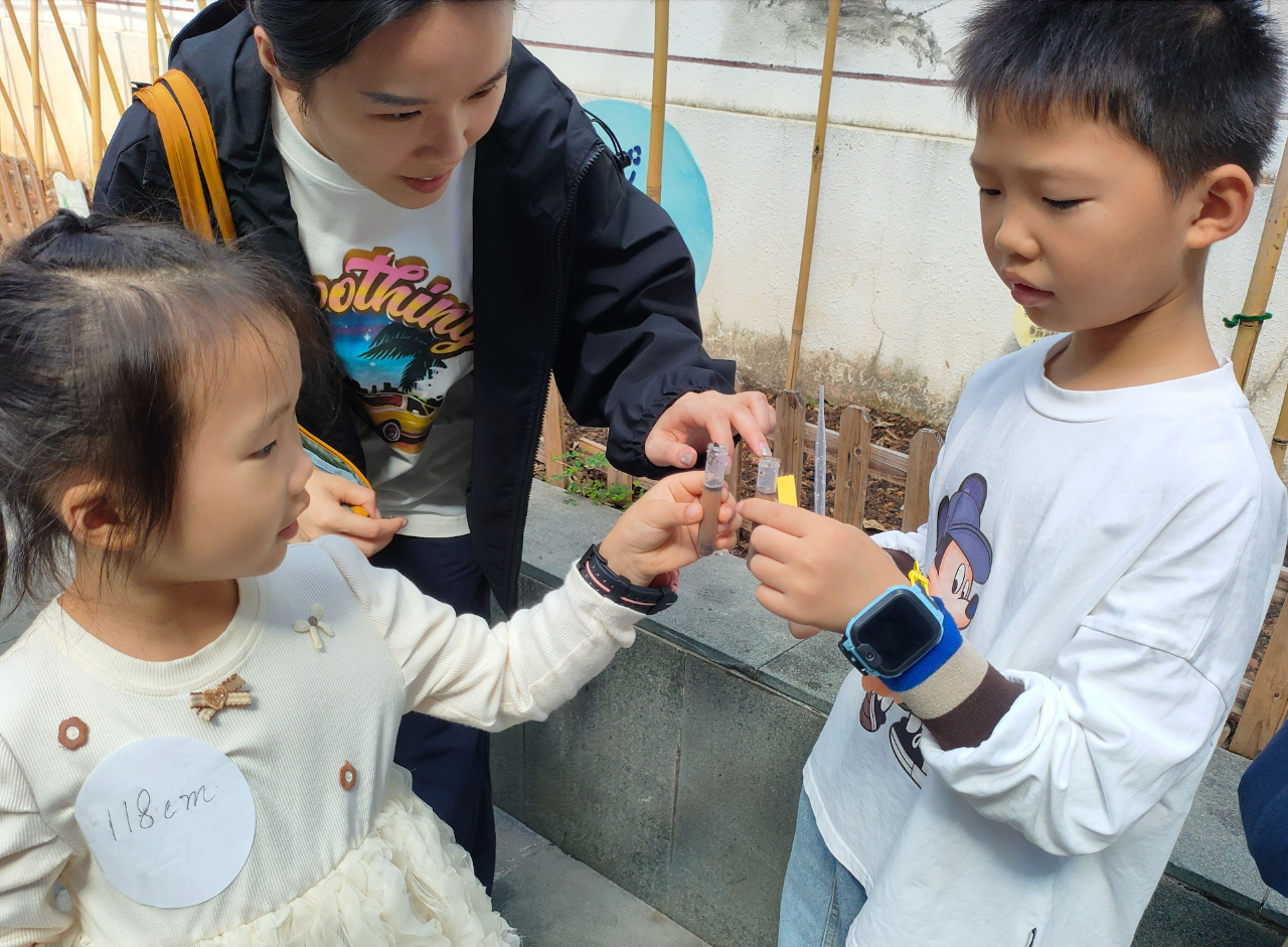 深圳学府社区携手居民花一小时焕新家园生态(图1)