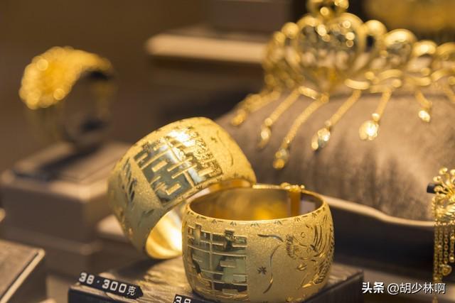 A股:固态电池新突破续航里程翻倍!黄金再创新高市场如何走?(图3)