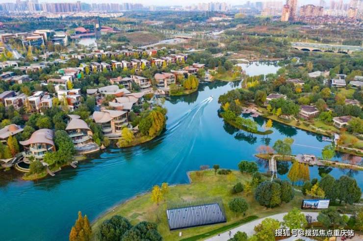 成都楼市神盘麓湖生态城值不值得买优缺点深度解析购房指南与避坑攻略(图1)