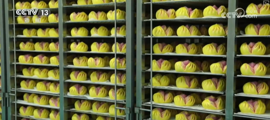 年味浓、消费旺!鲜花、美食、花灯……订单爆满“年经济”新意十足亮点多(图5)